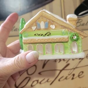 Candle Light Charming Ceramic Cafe candle Holder